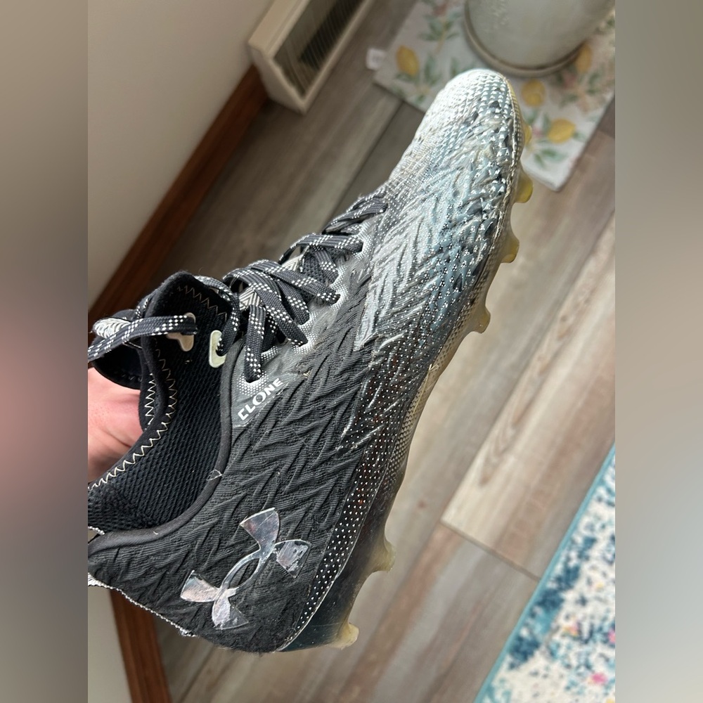 Under Armour Black and Gray Cleats Mens size 11 - Picture 5 of 8